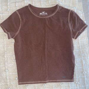 Hollister brown baby tee